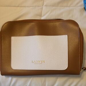 💚5/$20💚Lanvin Brown and White Toiletry Bag